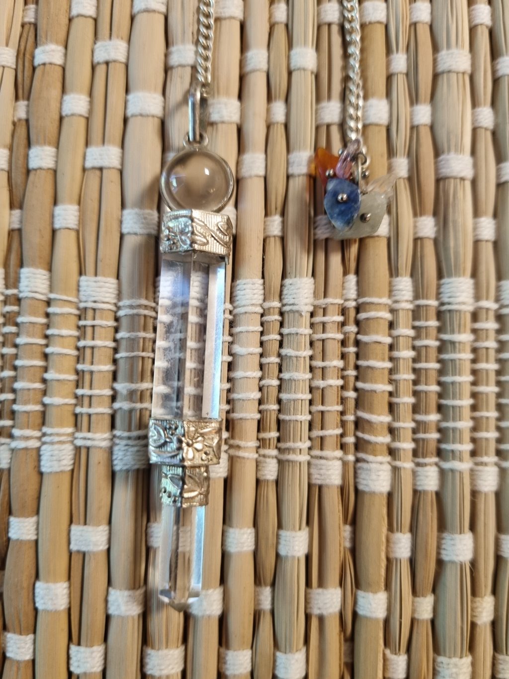 Bergkristal Healing Wand Pendel – Voor zuivering, balans & helderheid Lengte: ± 6,5 tot 8 cm