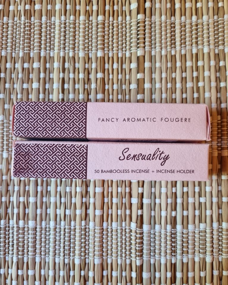 Natuurlijke kruidenwierook zonder bamboe – Sensualiteit & zuivering | Met houder